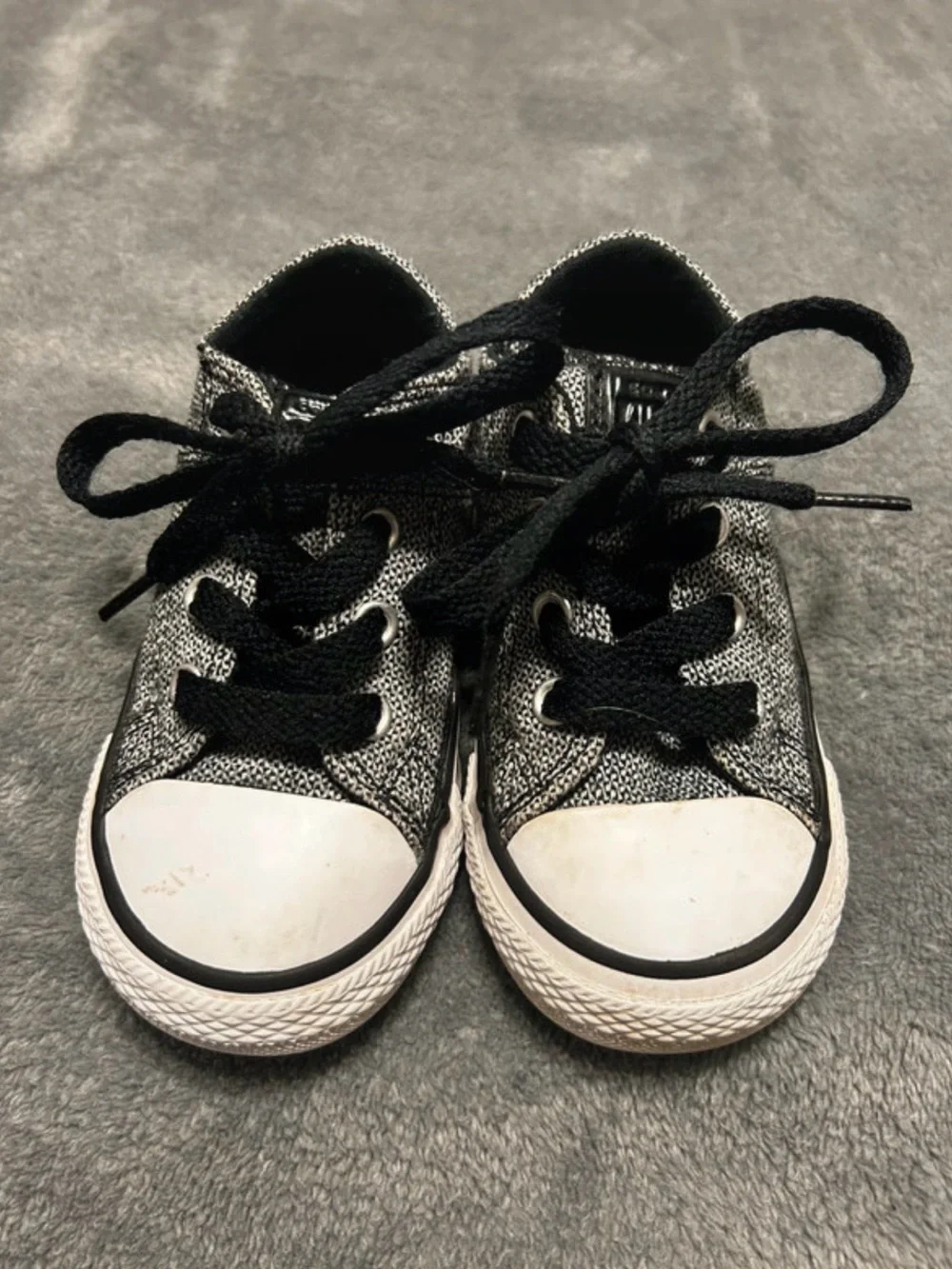 Toddler Size 6 Converse Sneakers